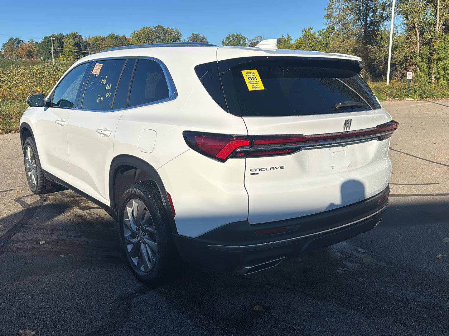 Used 2026 Buick Enclave Preferred AWD/4WD image 3