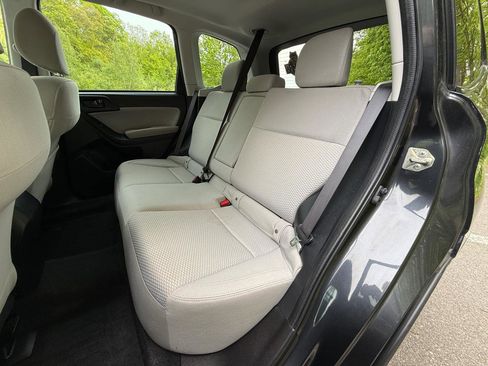 Used 2018 Subaru Forester 2.5i Premium AWD/4WD image 23