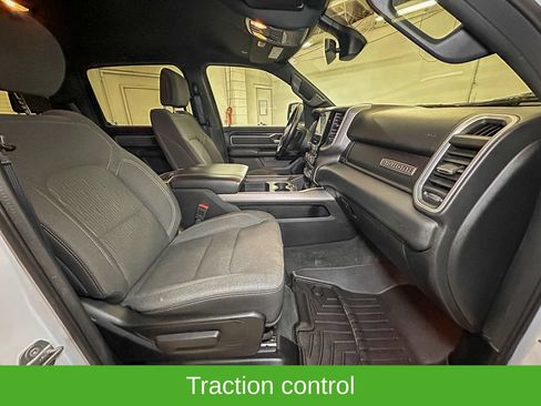 Used 2022 RAM 1500 Big Horn AWD/4WD image 7