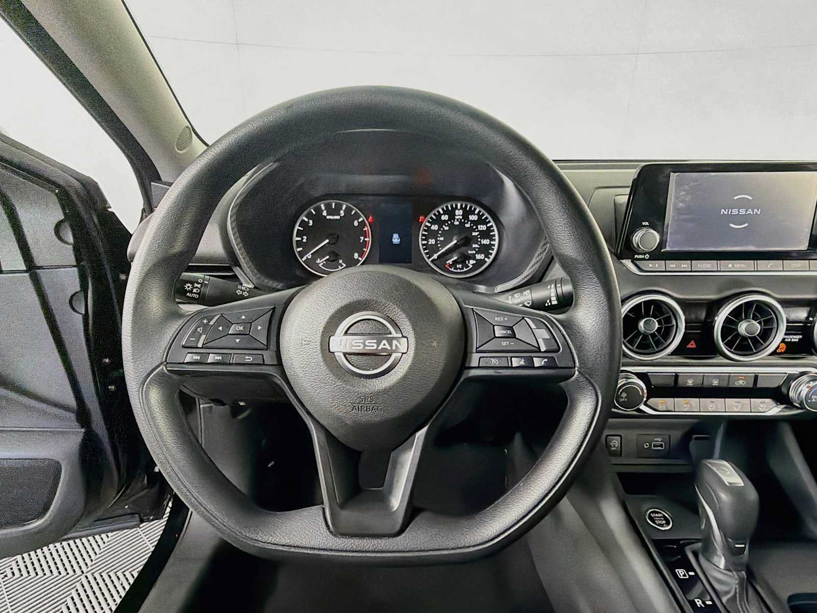 Used 2025 Nissan Sentra S FWD image 9