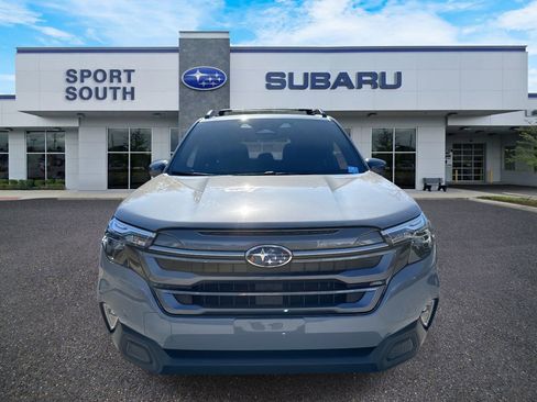 Used 2025 Subaru Forester Premium w/ Convenience Package #1 image 9