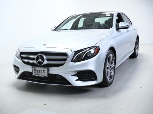 Used 2020 Mercedes-Benz E 350 4MATIC Sedan image 12