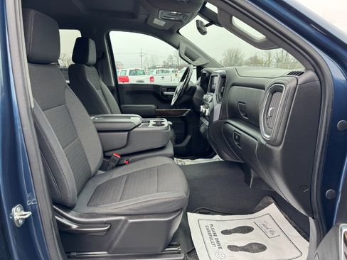 Used 2019 GMC Sierra 1500 SLE image 18