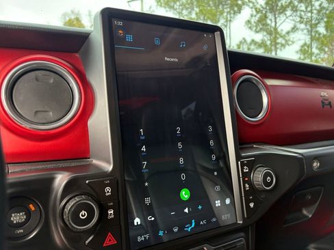 Used 2018 Jeep Wrangler Unlimited Rubicon image 16