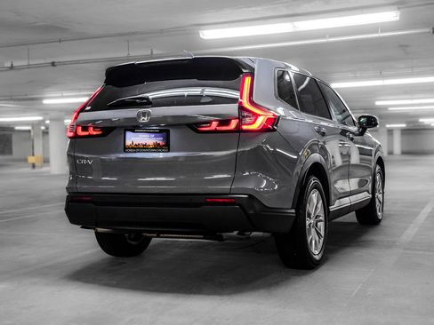 Used 2024 Honda CR-V EX-L image 6