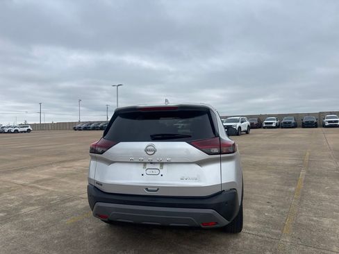 Certified 2023 Nissan Rogue SV AWD/4WD image 18