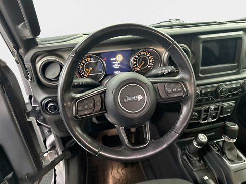 Used 2021 Jeep Gladiator Sport AWD/4WD image 11
