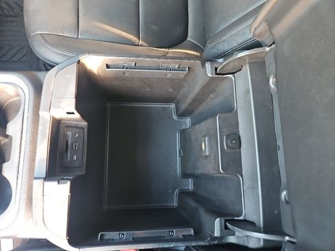 Used 2021 Chevrolet Silverado 1500 LT Trail Boss w/ Convenience Package II image 22