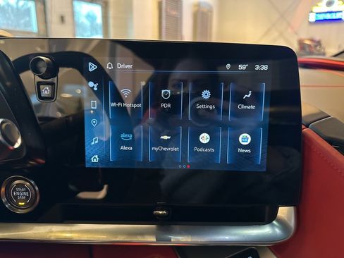 Used 2025 Chevrolet Corvette Stingray Premium Conv w/ Z51 Performance Package image 16