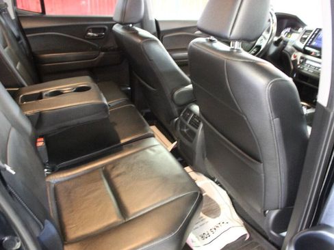 Used 2017 Honda Ridgeline RTL-T image 11