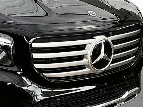 Certified 2026 Mercedes-Benz GLB 250 image 30