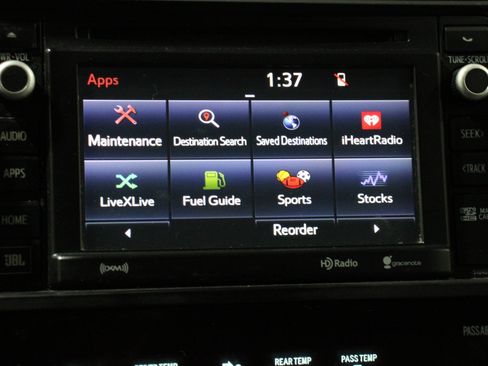 Used 2019 Toyota Sequoia Platinum AWD/4WD image 16