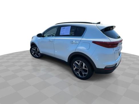 Used 2022 Kia Sportage EX AWD/4WD image 6