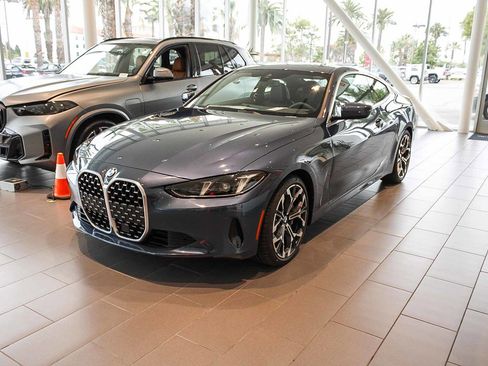 New 2025 BMW 430i Coupe w/ Convenience Package image 3