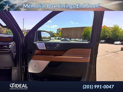 Used 2019 Lincoln Navigator L Reserve w/ Cargo Package AWD/4WD image 11