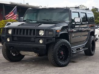 Used 2004 HUMMER H2 w/ Preferred Equipment Group AWD/4WD video 1