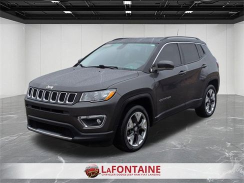 Used 2018 Jeep Compass Limited image 1