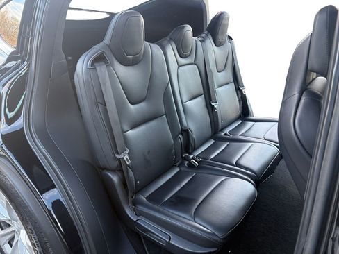 Used 2019 Tesla Model X 100D image 18