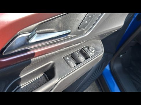 New 2025 Chevrolet Equinox EV RS image 8