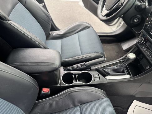 Used 2016 Toyota Corolla S FWD image 22