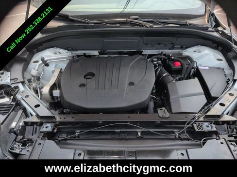 Used 2023 Volvo XC60 B5 Plus AWD/4WD image 24