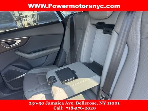 Used 2022 Audi Q8 Premium Plus w/ Premium Plus Package image 27
