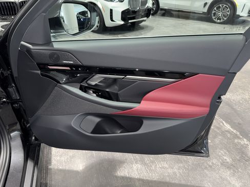 New 2026 BMW 530i w/ Premium Package image 8