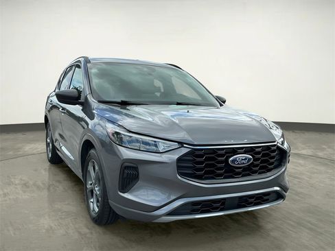 Used 2024 Ford Escape ST-Line w/ Cold Weather Package image 12