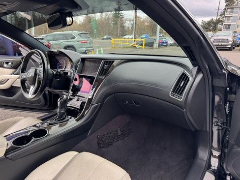 Used 2017 INFINITI Q60 3.0t w/ Premium Plus Package 3.0T image 13