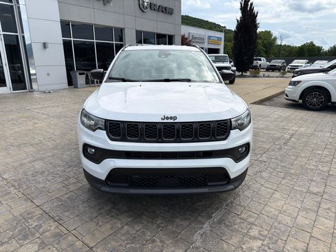 New 2026 Jeep Compass Latitude AWD/4WD image 4
