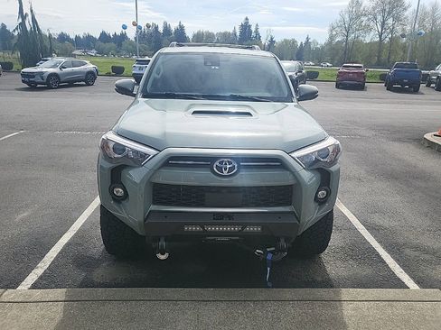 Used 2023 Toyota 4Runner TRD Off-Road Premium w/ Off Road Premium Plus Package image 3