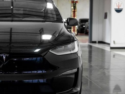 Used 2023 Tesla Model X AWD/4WD image 39