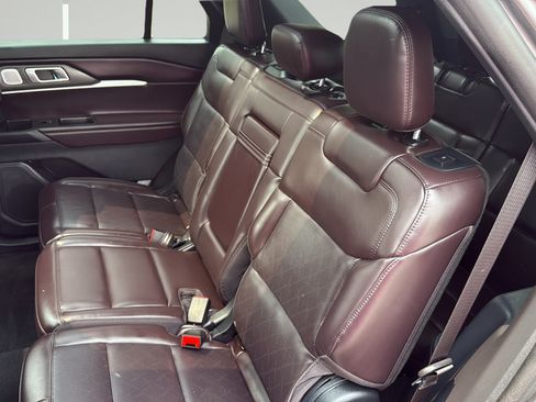 Certified 2026 Ford Explorer Platinum AWD/4WD image 33