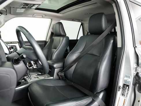 Used 2019 Toyota 4Runner Limited image 52