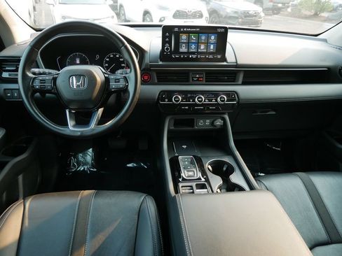 Used 2023 Honda Pilot EX-L image 13