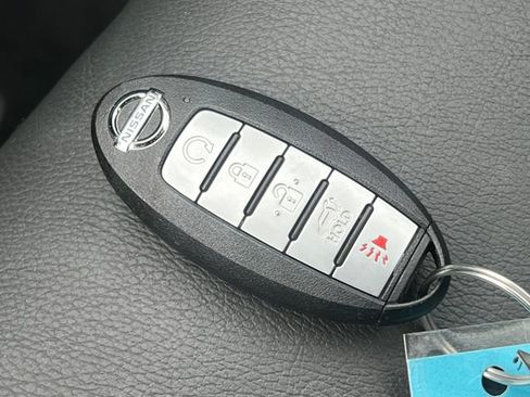Used 2021 Nissan Rogue SL AWD/4WD image 15