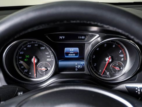 Used 2019 Mercedes-Benz CLA 250 4MATIC image 21