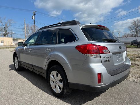 Used 2012 Subaru Outback 2.5i Limited image 5