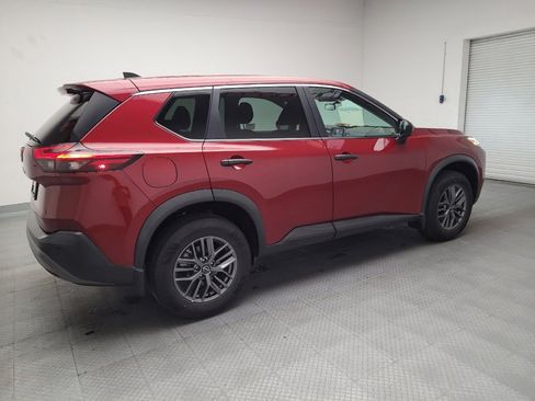 Used 2023 Nissan Rogue S image 10