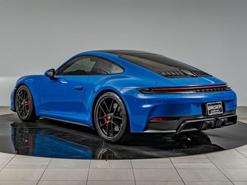 Certified 2025 Porsche 911 Carrera 4 GTS AWD/4WD image 3