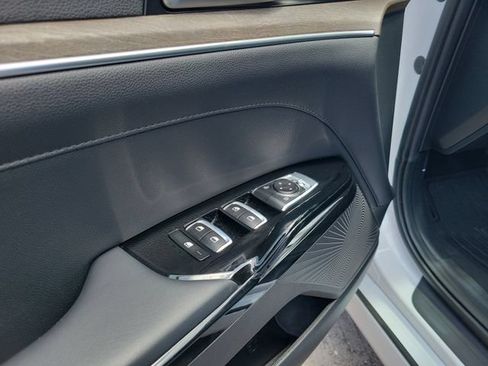 Used 2024 Kia K5 EX FWD image 16