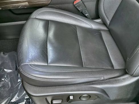 Used 2022 Chevrolet Silverado 1500 RST AWD/4WD image 21