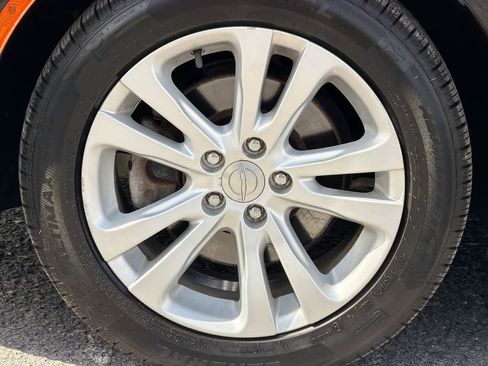 Used 2016 Chrysler 200 Limited w/ Anniversary Edition FWD image 14