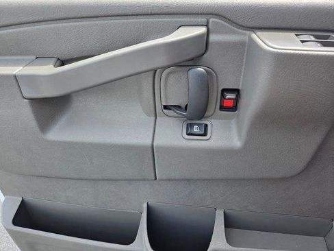 Certified 2024 Chevrolet Express 3500 LT w/ LT Preferred Equipment Group image 51