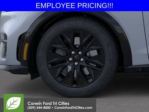 New 2026 Ford Mustang Mach-E Premium w/ Sport Appearance Package AWD/4WD image 19