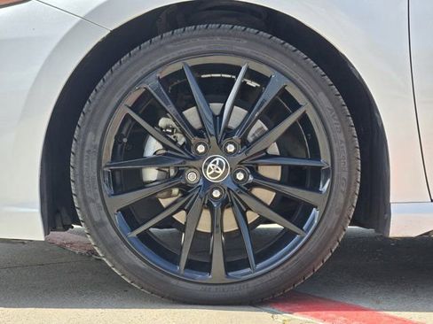 Used 2022 Toyota Camry XSE w/ Navigation Package image 11