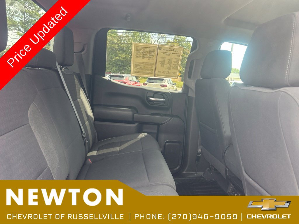 Used 2022 Chevrolet Silverado 1500 LT AWD/4WD image 25