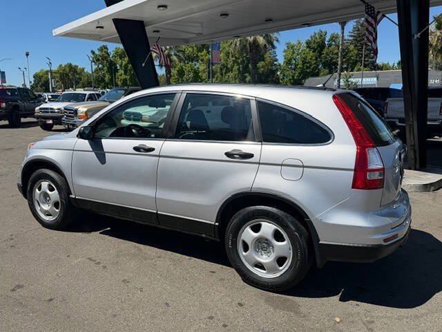 Used 2011 Honda CR-V LX image 4