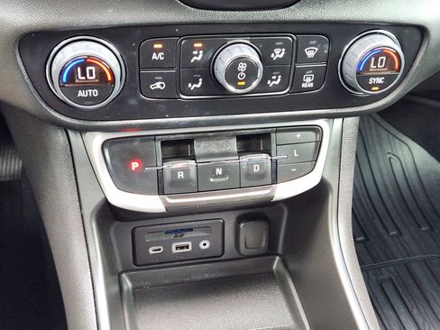 Certified 2023 GMC Terrain SLT w/ Tech Package image 15