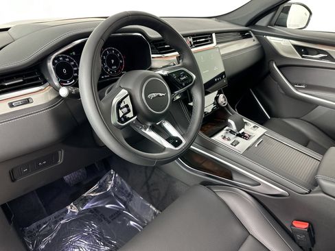 Certified 2026 Jaguar F-PACE R-Dynamic S AWD/4WD image 10
